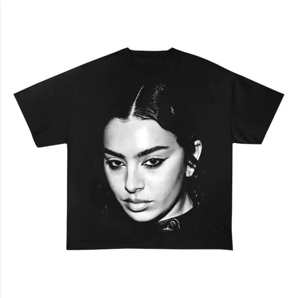 Charli XCX T-shirt, Charli XCX Music Tour Merch For Fan Tee - Picture 1 of 4